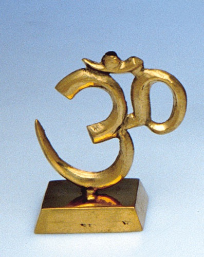 ÓM symbol 8 cm na podstavci